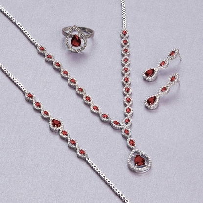 Resim Rodyum Kaplama Garnet Zirkon (Koyu Kırmızı) Zirkon Taşlı Gümüş Bayan Set