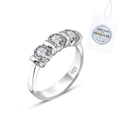 Resim Rodyum Kaplama Swarovski Zirkon Taşlı Üçtaş Gümüş Bayan Yüzük